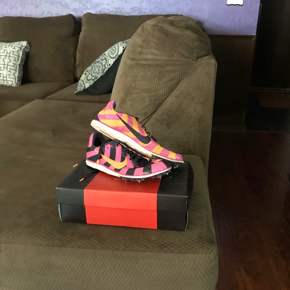 Nike running cleats